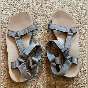 Teva Sandals - Gray & Tan - Size 8 - Gently worn